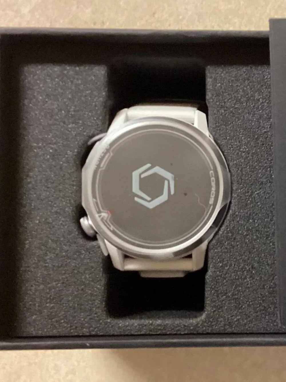 COROS APEX 46mm Premium Multisport GPS Watch – White – Excellent Condition